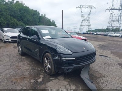 WP1AB2A29HL****** 2017 Porsche Cayenne