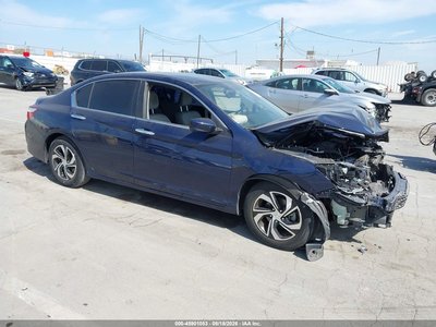 1HGCR2F3XHA****** 2017 Honda Accord