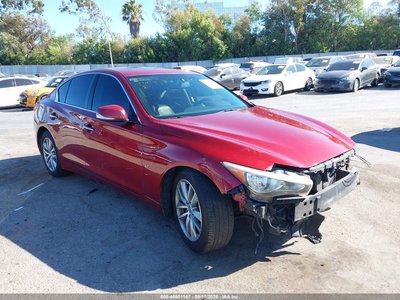 2015 Infiniti Q50