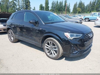 WA1EECF35M1****** 2021 Audi Q3