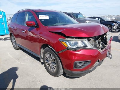 5N1DR2MN1JC****** 2018 Nissan Pathfinder