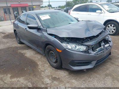 2HGFC2F54JH****** 2018 Honda Civic