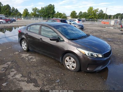 3KPFL4A74HE****** 2017 Kia Forte