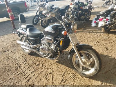 JH2RC43092M****** 2002 Honda Vf750