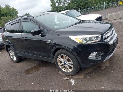 1FMCU9HD4JU****** 2018 Ford Escape