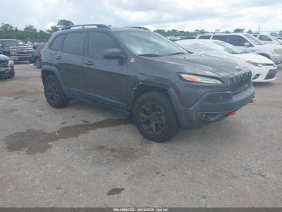 1C4PJMBS2GW****** 2016 Jeep Cherokee