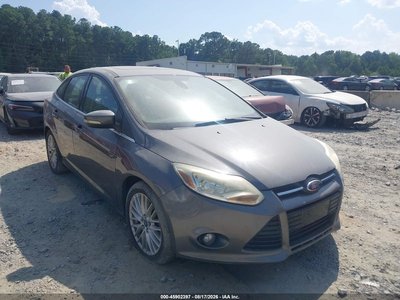 1FAHP3H27CL****** 2012 Ford Focus