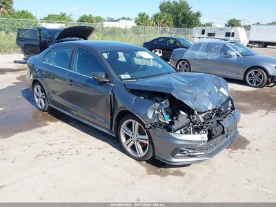 3VW4T7AJ4HM****** 2017 Volkswagen Jetta