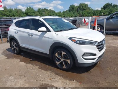 KM8J33A28GU****** 2016 Hyundai Tucson