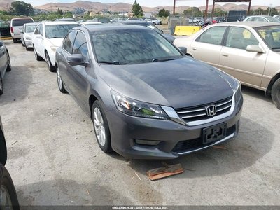 1HGCR2F89EA****** 2014 Honda Accord