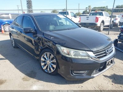 1HGCR3F80FA****** 2015 Honda Accord