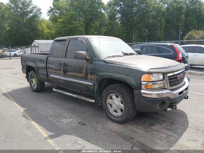 1GTEK19BX5E****** 2005 GMC Sierra 1500