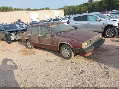 YV1FX8840K1****** 1989 Volvo 740