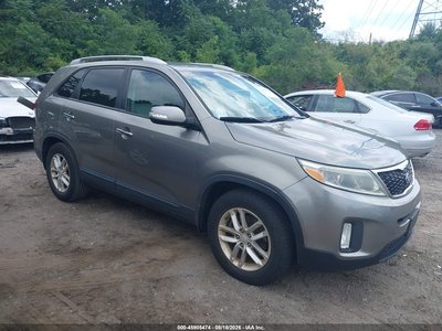 5XYKT4A60EG****** 2014 Kia Sorento