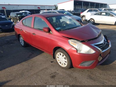 3N1CN7AP8JL****** 2018 Nissan Versa