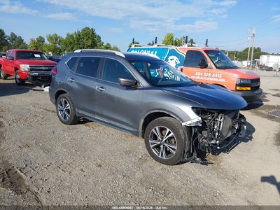 5N1AT2MV6HC****** 2017 Nissan Rogue