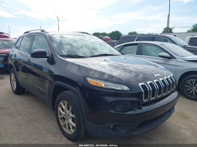 1C4PJMCS1GW****** 2016 Jeep Cherokee