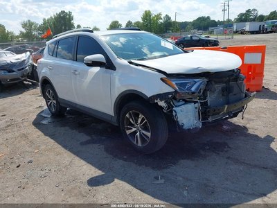 JTMRFREV6HJ****** 2017 Toyota RAV4
