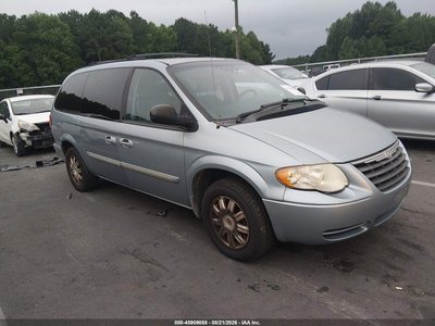 2006 Chrysler Town & Country