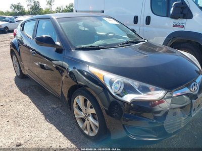 KMHTC6ADXGU****** 2016 Hyundai Veloster