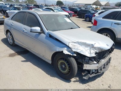 WDDGF4HB6DR****** 2013 Mercedes-Benz C-Class