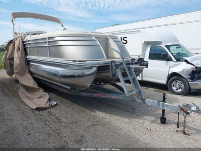 00000ETW904****** 2013 Bennington Pontoon