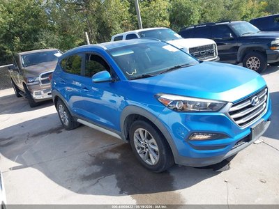 KM8J33A43JU****** 2018 Hyundai Tucson