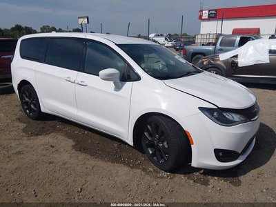 2C4RC1FG4LR****** 2020 Chrysler Pacifica
