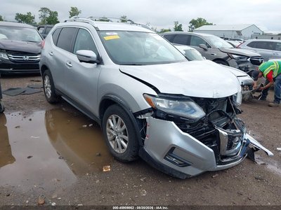 KNMAT2MV1HP****** 2017 Nissan Rogue