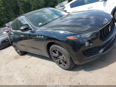 ZN661XUS0HX****** 2017 Maserati Levante