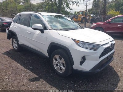 2T3P1RFVXMW****** 2021 Toyota RAV4
