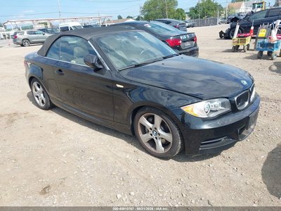 WBAUN7C56BV****** 2011 BMW 135i