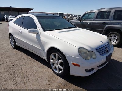 WDBRN40JX5A****** 2005 Mercedes-Benz C-Class