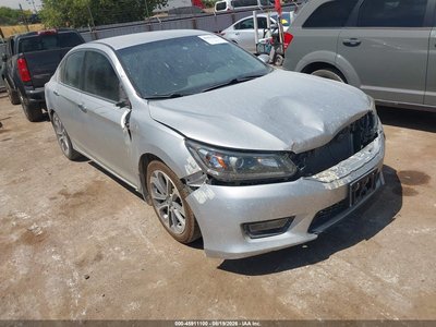 1HGCR2F52DA****** 2013 Honda Accord