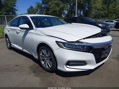 1HGCV1F10JA****** 2018 Honda Accord