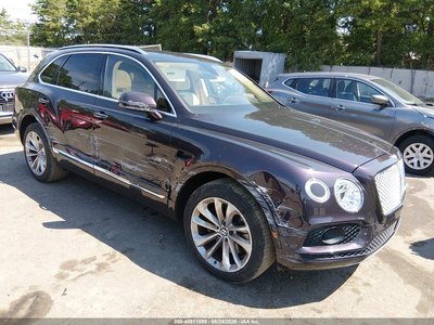 SJAAC2ZV9HC****** 2017 Bentley Bentayga