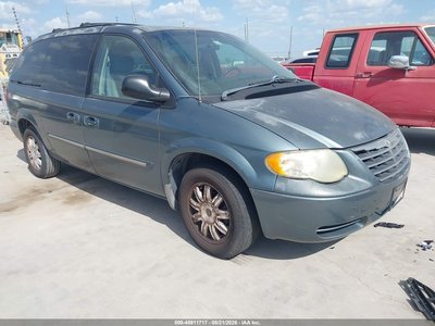 2006 Chrysler Town & Country