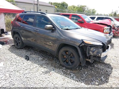 1C4PJMCB1JD****** 2018 Jeep Cherokee