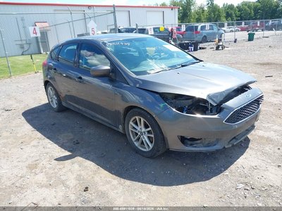 1FADP3K21JL****** 2018 Ford Focus