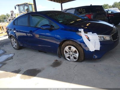 3KPFL4A75JE****** 2018 Kia Forte