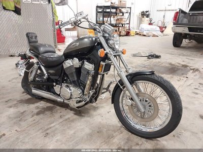 JS1VX51L022****** 2002 Suzuki Vs1400