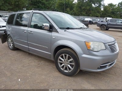 2014 Chrysler Town & Country