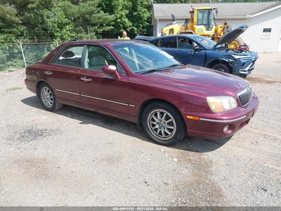 KMHFU45E32A****** 2002 Hyundai XG