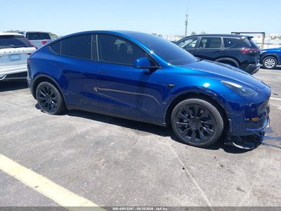 7SAYGDED5SF****** 2025 Tesla Model Y