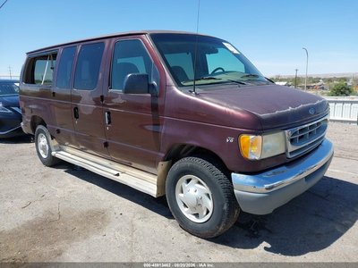 1FBNE31LXYH****** 2000 Ford E-350