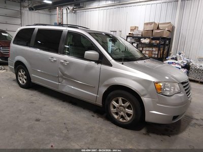 2A8HR541X9R****** 2009 Chrysler Town & Country