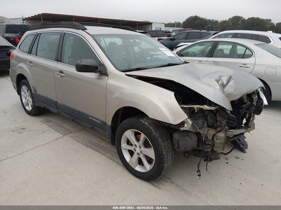 4S4BRCAC4E3****** 2014 Subaru Outback