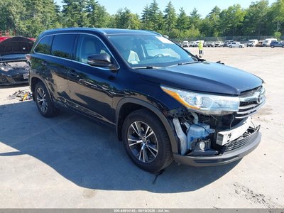 2016 Toyota Highlander