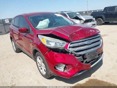 1FMCU0GD5HU****** 2017 Ford Escape