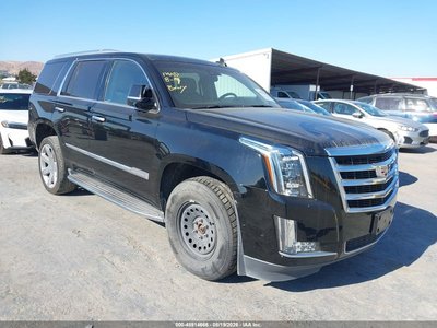 1GYS4BKJ1HR****** 2017 Cadillac Escalade